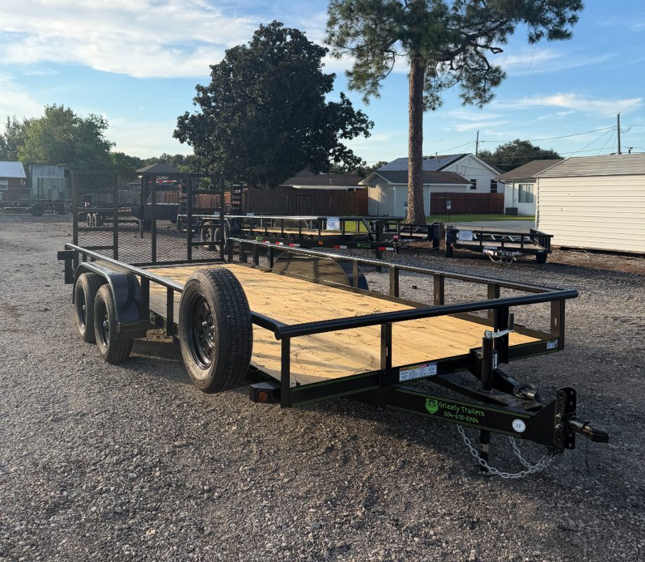 Grizzly Trailers shop